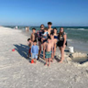 Meet your Posher, Amelia